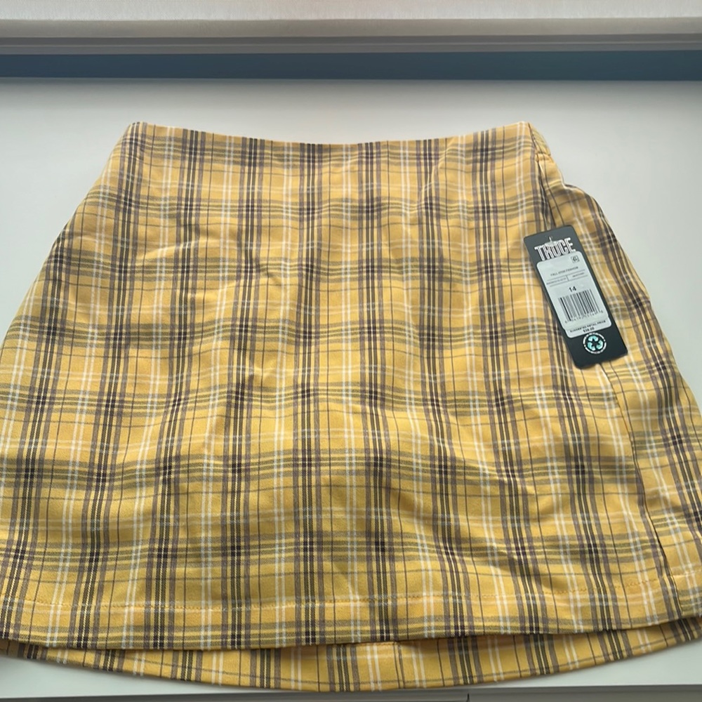 plaid  yellow skirt